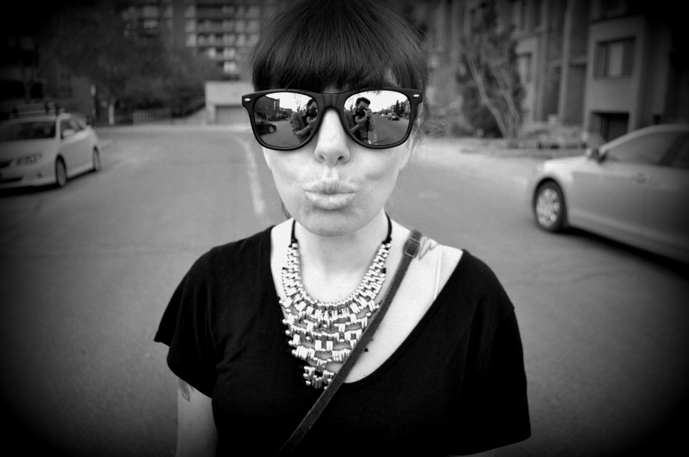 Black-&-White-Mirror-Sunglasses